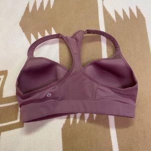 Lululemon size 8 sports bra